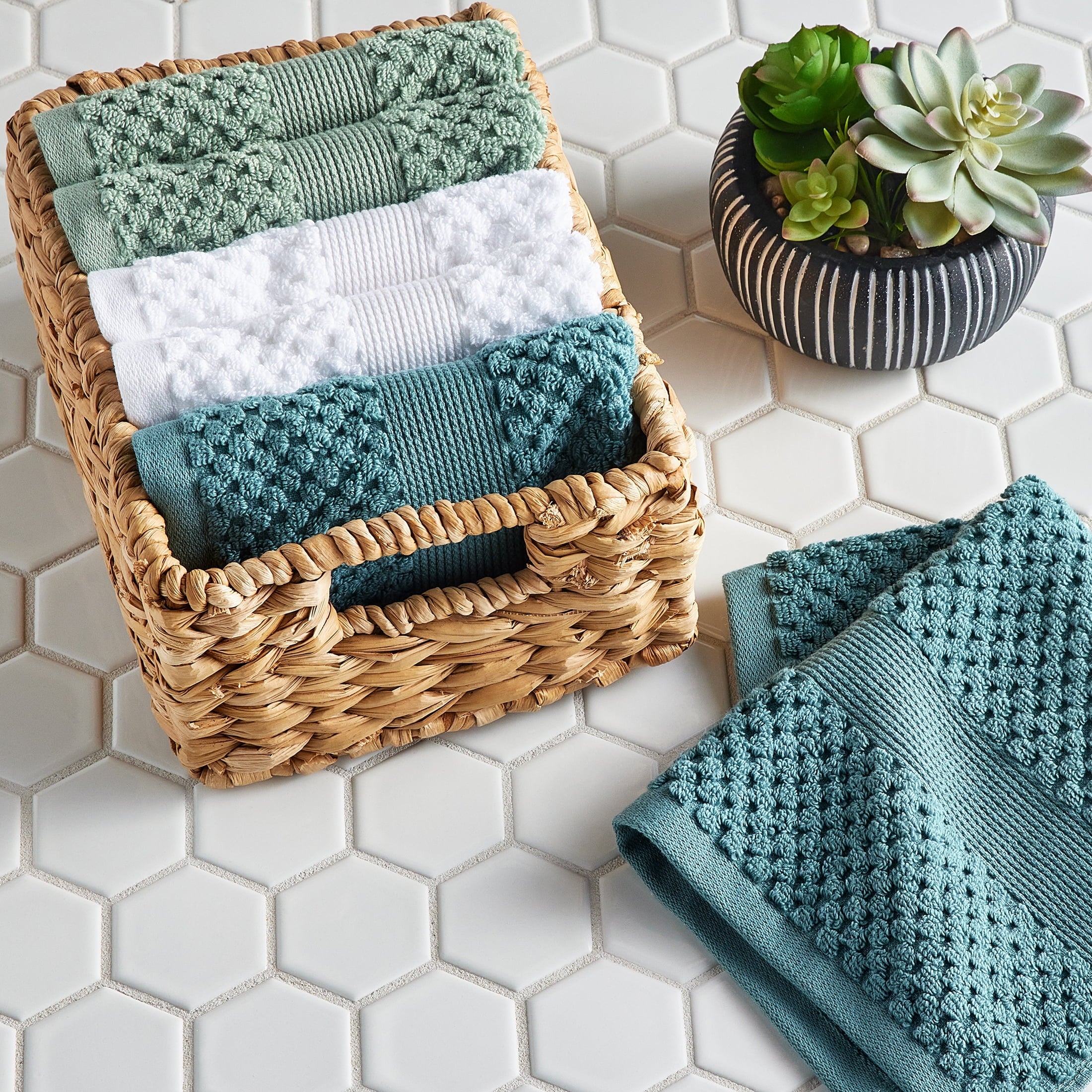 Better Homes & Gardens Signature Soft Cotton Popcorn Textured 6pk Washcloth Bundle,Green