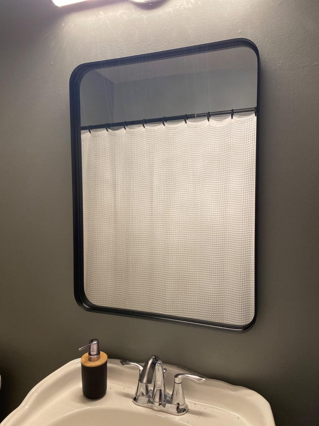 Bathroom Mirror 22x30 Inch, Vanity Mirrors with Rectangle Metal Frame, Modern Wall Mounted Mirror